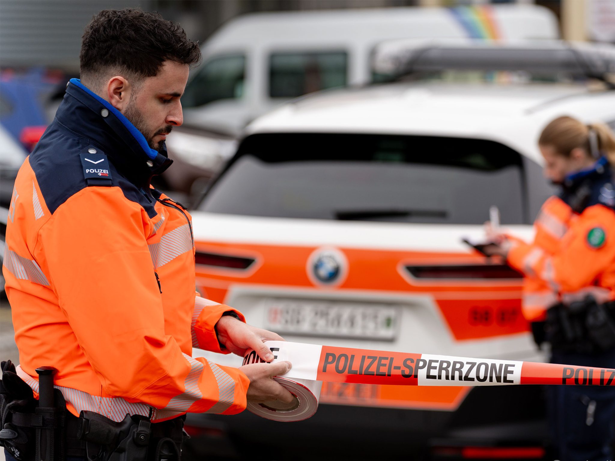 Vier Verletzte Personen in Au aufgefunden. (SYMBOLBILD)