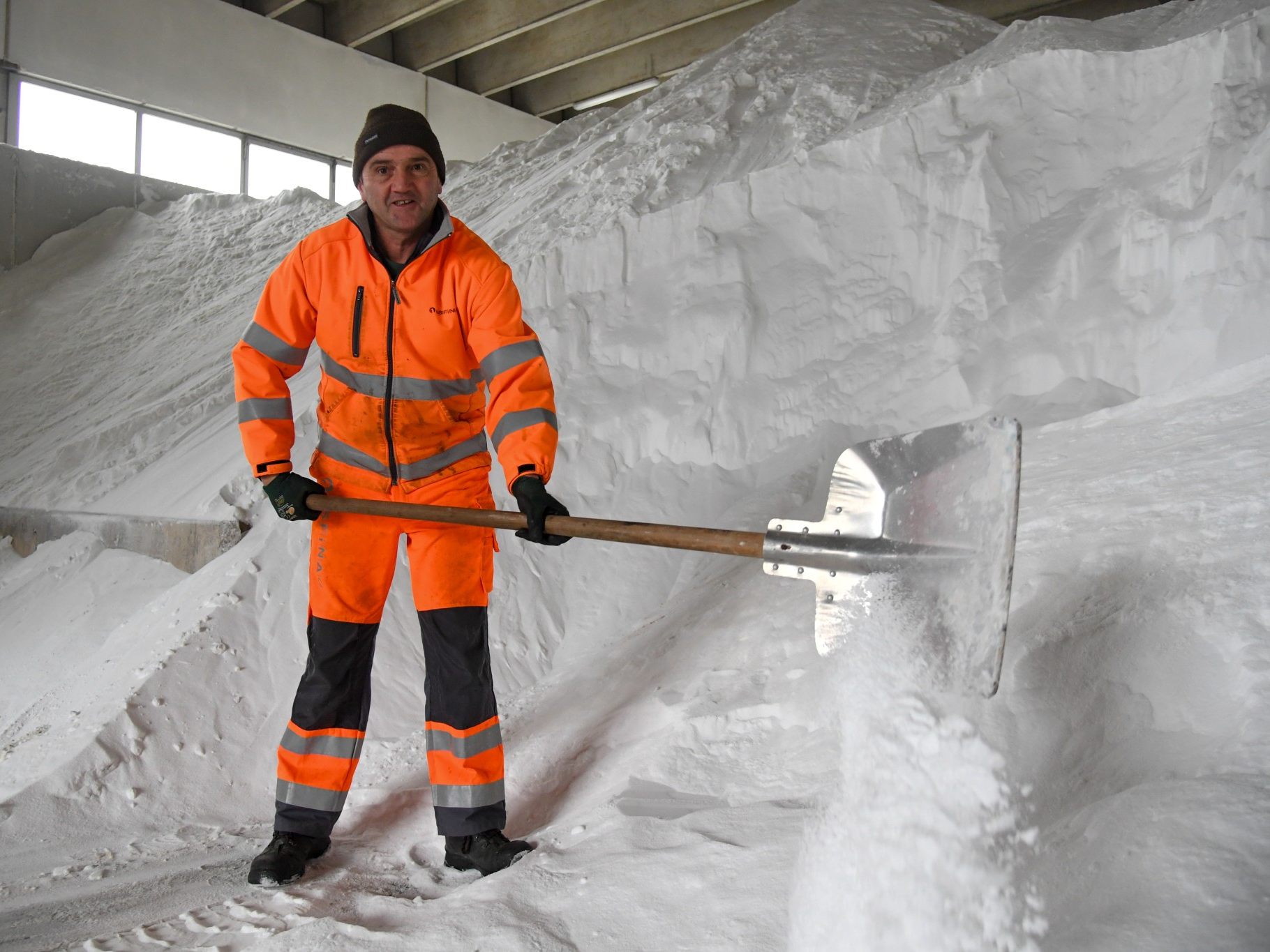 Der lange und neblige Winter hat in Vorarlberg für einen deutlich höheren Streusalzverbrauch gesorgt.