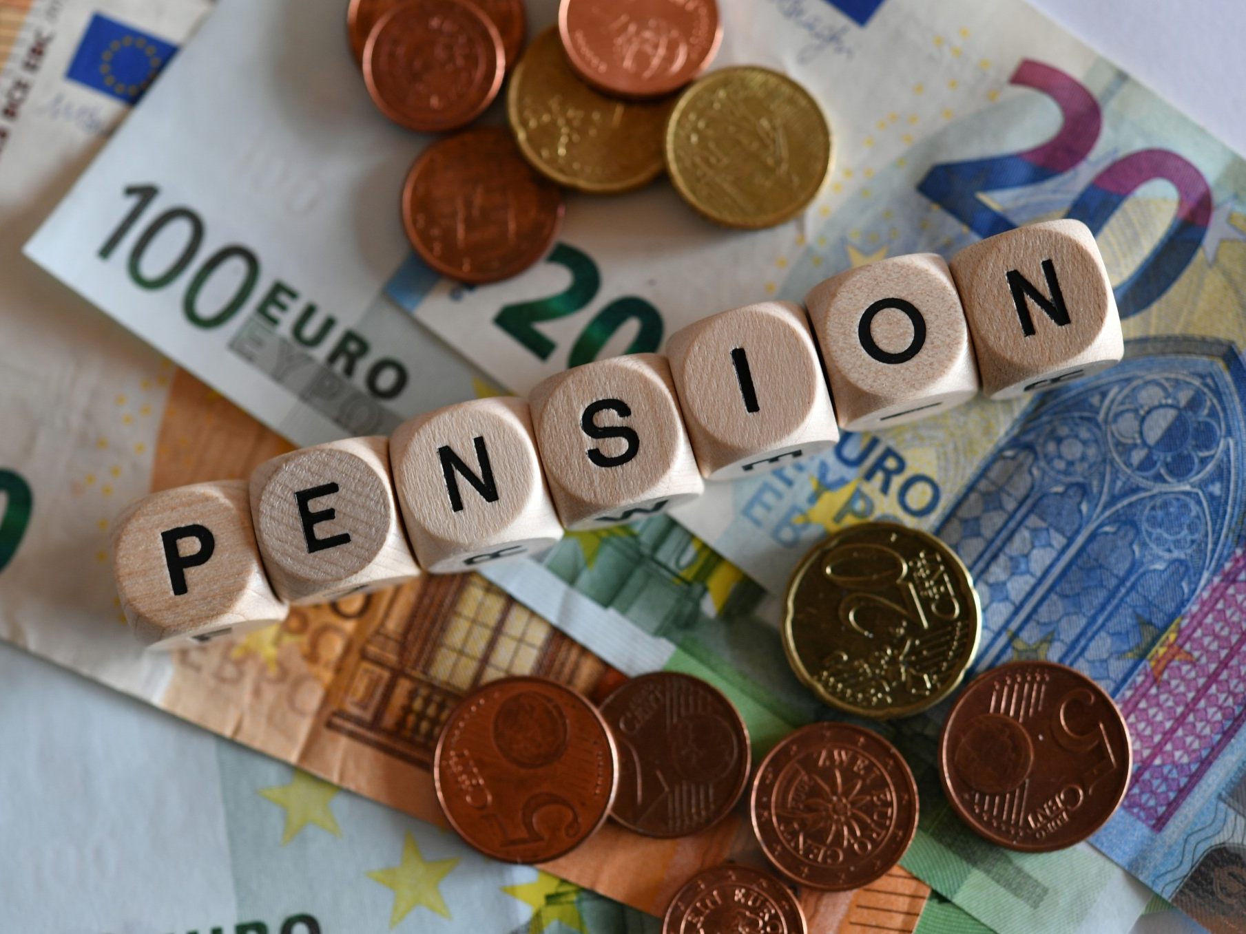 Regierung beschließt Steuerbonus für Pensionisten im Job.