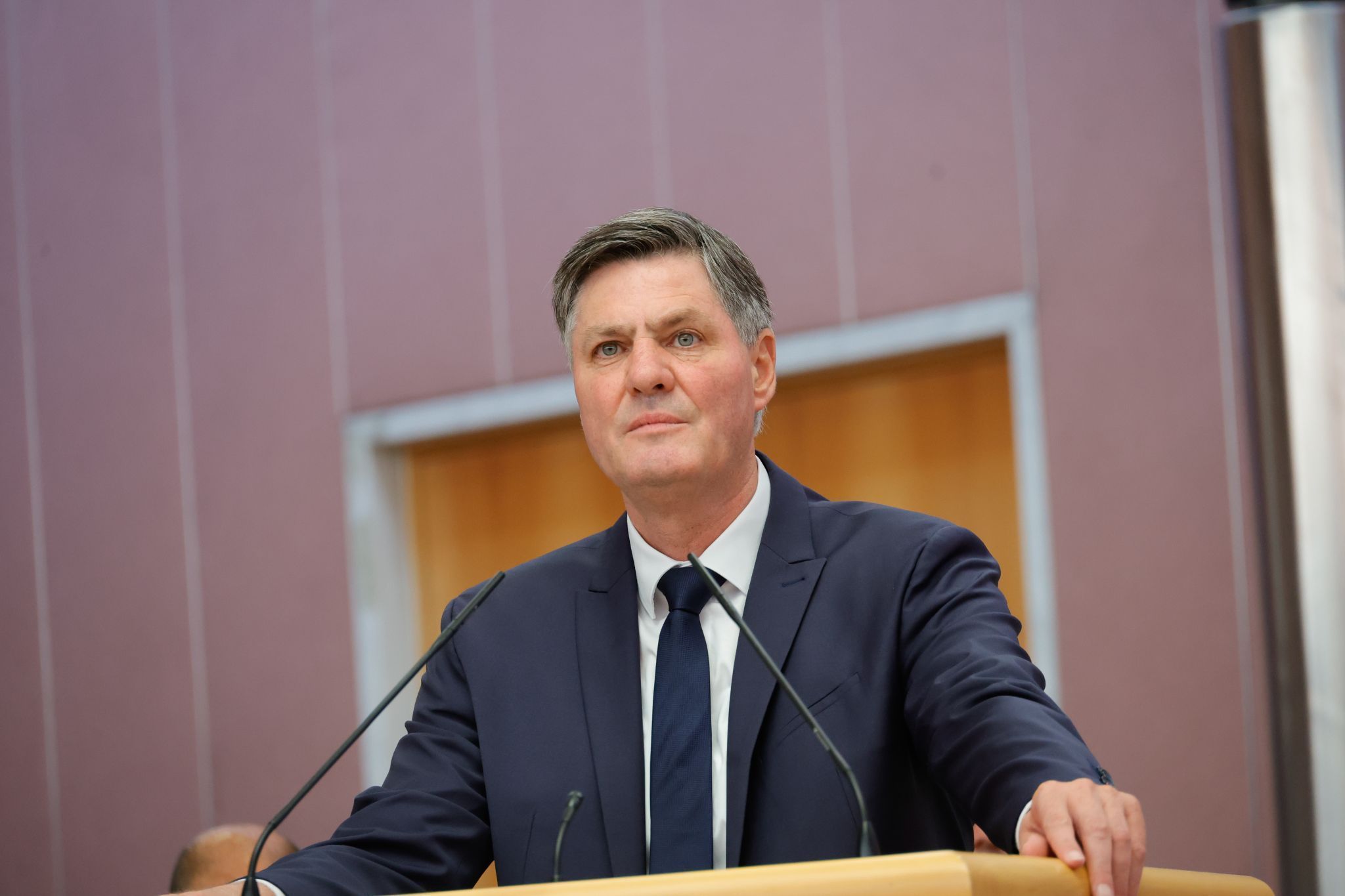Standing Ovations von allen Landtagsparteien zum Abschied von Daniel Allgäuer