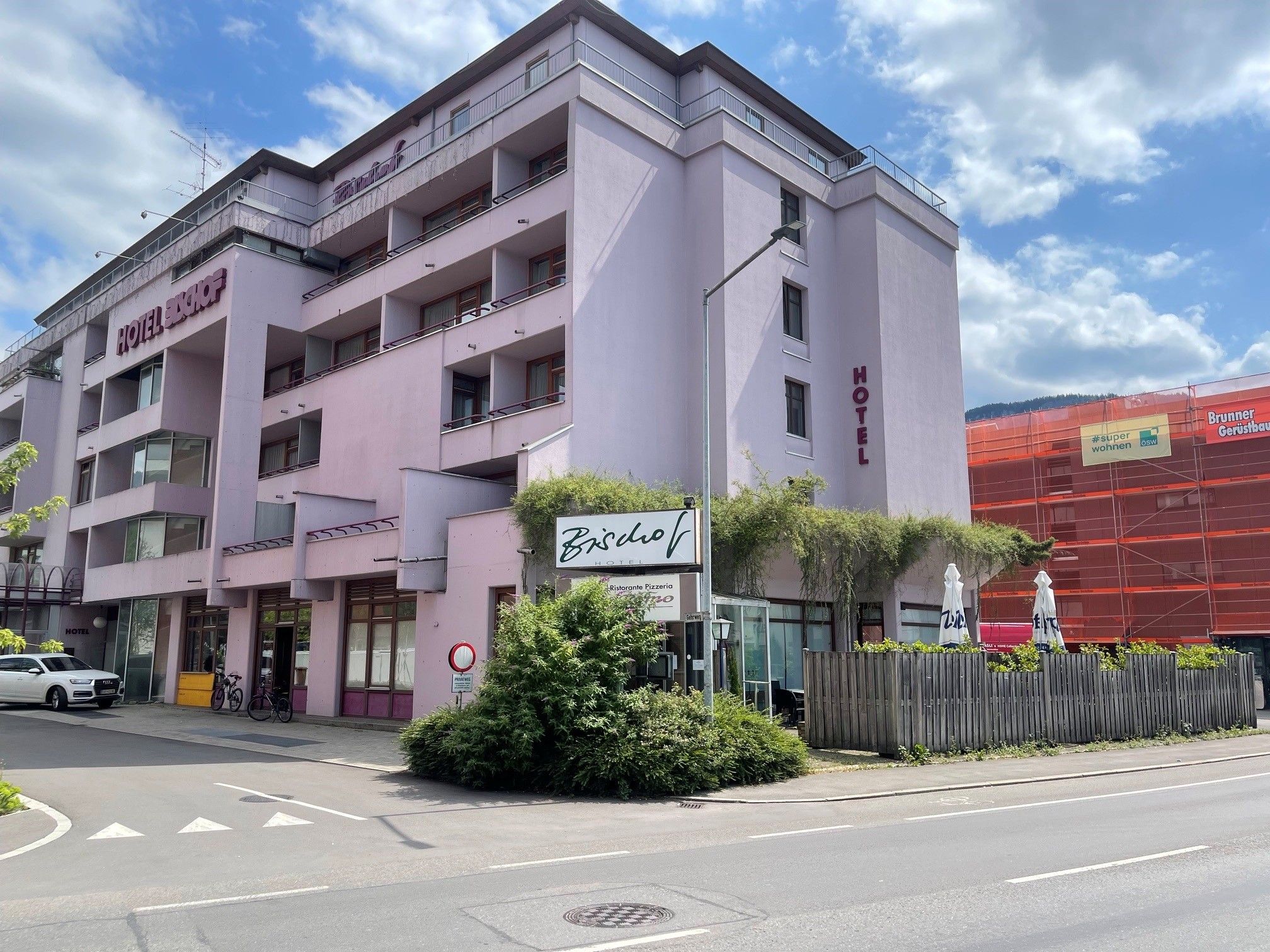Hotel Bischof.jpg