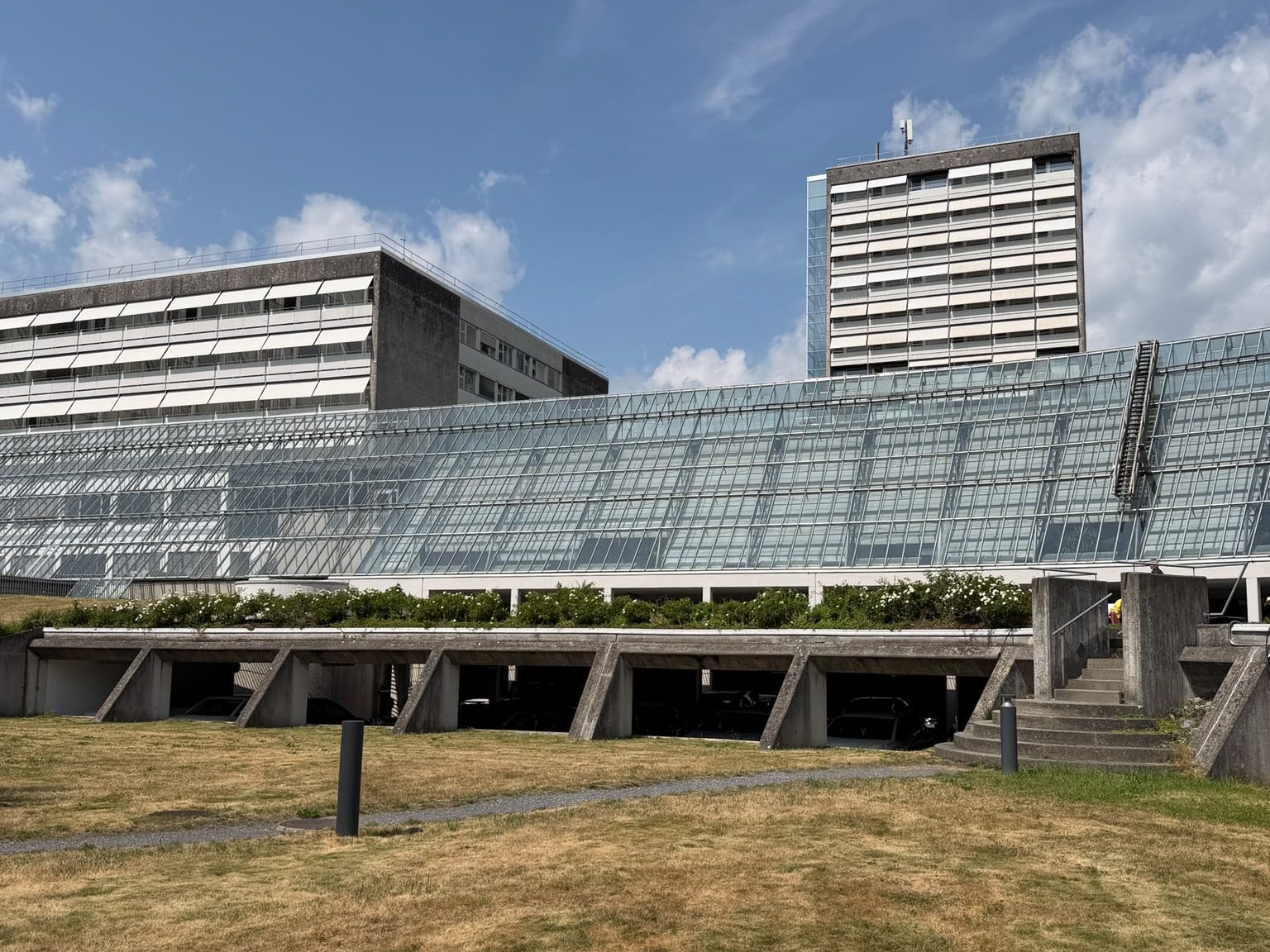 80 Mitarbeiter der Pathologie am LKH Feldkirch untersuchen jährlich die Proben von rund 100.000 Patienten.