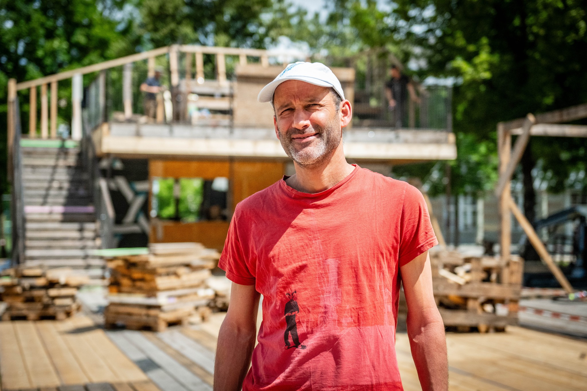 Poolbar-Geschäftsführer Herwig Bauer hat alles im Blick.